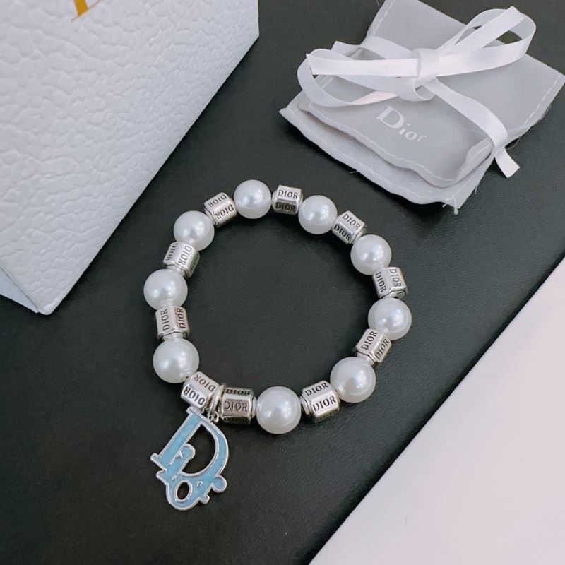 chr1st1an D10r bracelets